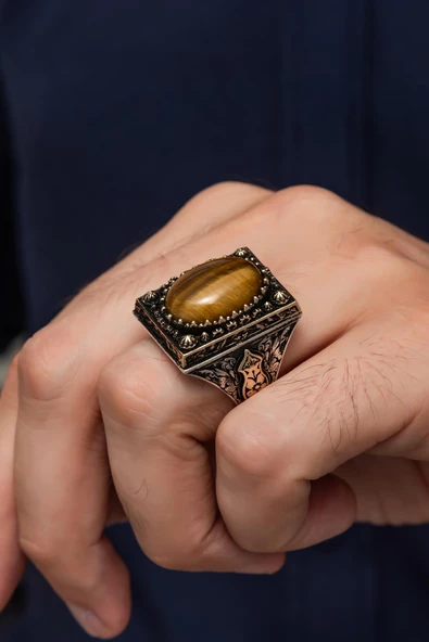 Kaplan Gözü Taşlı 925 Gümüş Erkek Yüzük ürün görseli