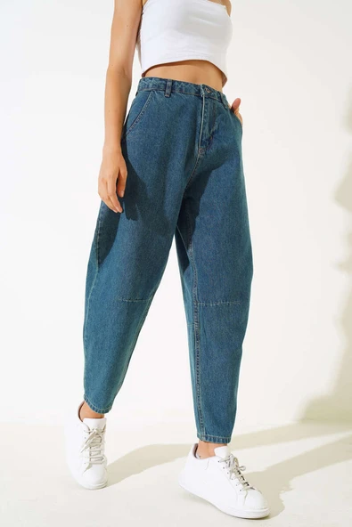 Arka Tokalı Diz Pensli Kot Pantolon Yeşil Tint ürün görseli