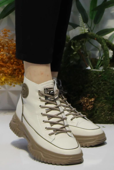 Fort Guja 24K310-13 Bej Orijinal Ürün Yumuşak Esnek Kaymaz Taban Kadın Bot - Resim 2