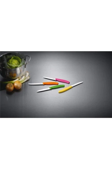 Victorinox 6.7836.L118 11cm Sarı Tırtıklı Domates ve Sosis Sofra Bıçağı (7611160032355) - 5