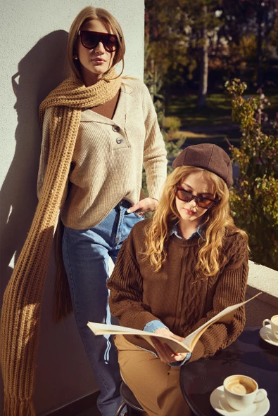 Gömlek Yaka Düğmeli Yünlü Triko Kazak - Bej