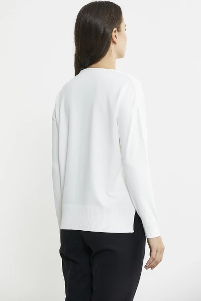 V Yaka Triko Dökümlü Kazak - Kemik - 5