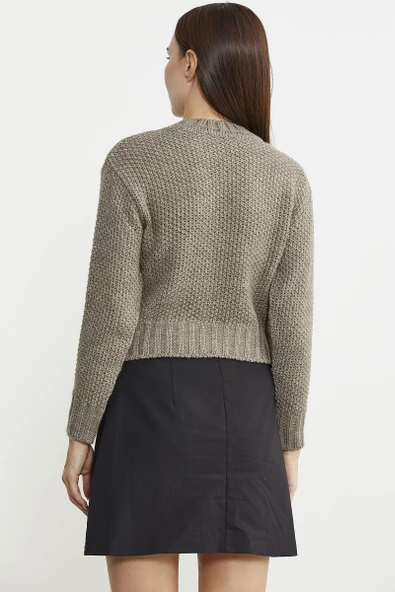 Saç Örgü Motifli Crop Yünlü Triko Kazak - Açık Kahve - Resim 6