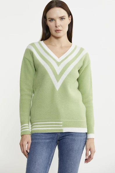 V Yaka Renk Kombinli Triko Kazak - Yeşil ürün görseli 1