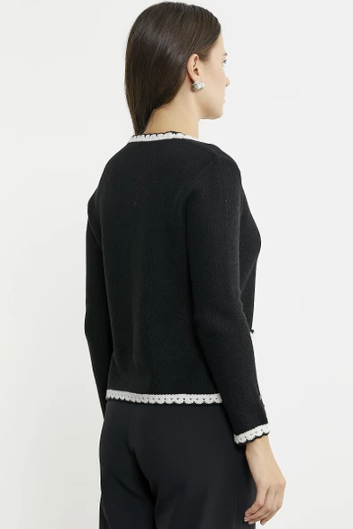 Dilimli Yaka Detaylı Kısa Yün Triko Hırka - Siyah - Resim 6