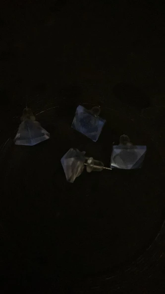 Fosforlu Neon Parlak Mavi Renk Gümüş Aksesuarlı Küpe Kare Elmas Şekil El Yapımı Epoksi - Resim 6