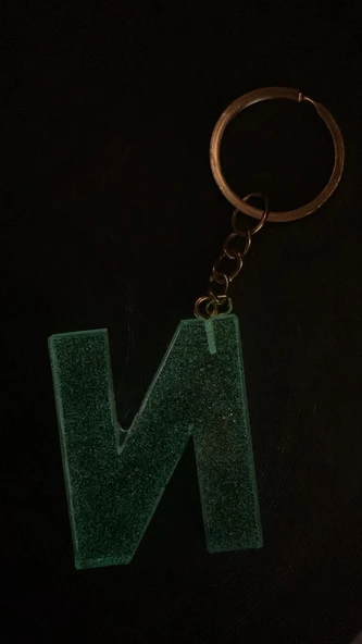 N Harfi Fosforlu Neon Yeşil Renk Parlak Simli Gold Aksesuarlı Anahtarlık El Yapımı Epoksi Hediyelik - Resim 7