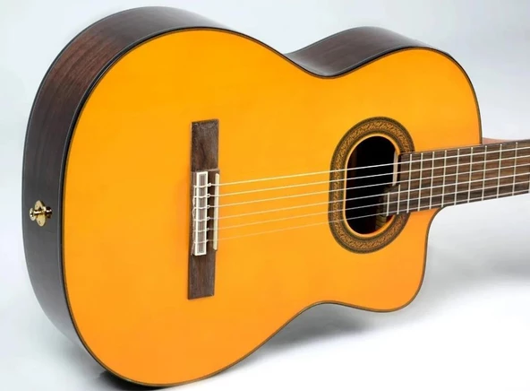 TAKAMINE GC6CE-NAT Elektro Klasik Gitar - 4