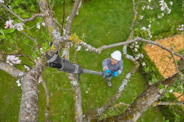 Gardena 14776-20 Akülü Teleskopik Yüksek Dal Makası Highcut 360/18v P4a Set - 5