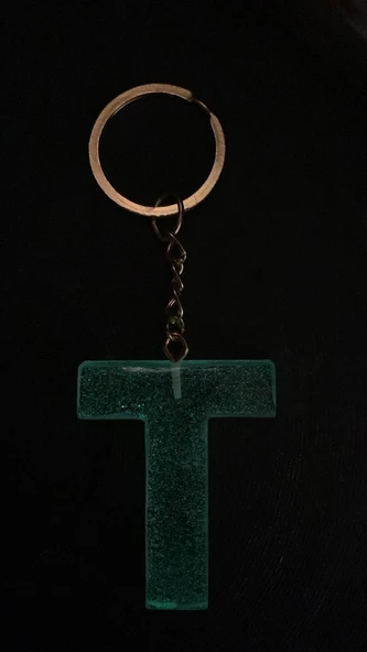 T Harfi Fosforlu Neon Yeşil Renk Parlak Simli Gold Aksesuarlı Anahtarlık El Yapımı Epoksi Hediyelik - Resim 6