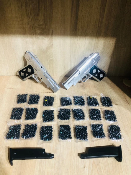 GÜMÜŞ RENK 2 ADET BONCUKLU SİLAH + 21 PAKET PLASTİK BONCUK - 4