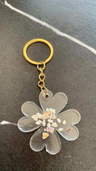 Yonca Şekil Fosforlu Neon Yeşil Renk Deniz Kabuklu Gold Aksesuarlı Anahtarlık El Yapımı Epoksi - Resim 7