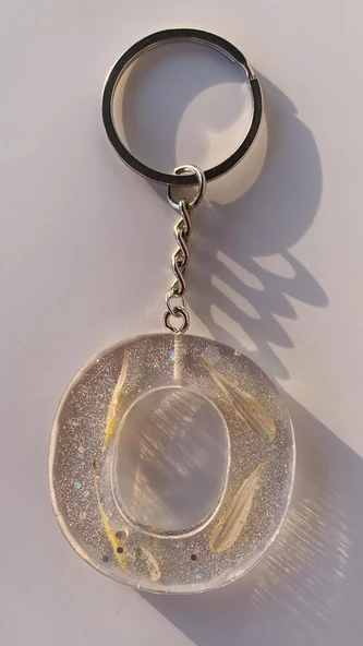 O Harfi Şeffaf Epoksi Simli Kurutulmuş Papatya Yapraklı Gümüş Aksesuarlı Anahtarlık El Yapımı - Resim 5