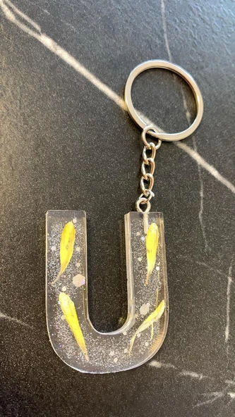 U Harfi Şeffaf Epoksi Simli Kurutulmuş Papatya Yapraklı Gümüş Aksesuarlı Anahtarlık El Yapımı - Resim 2