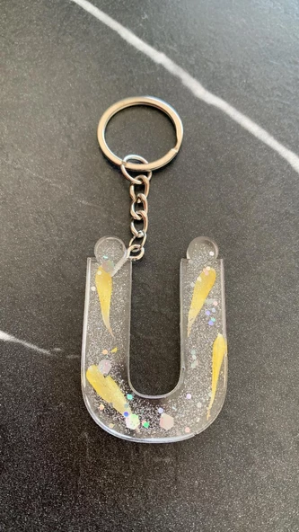 Ü Harfi Şeffaf Epoksi Simli Kurutulmuş Papatya Yapraklı Gümüş Aksesuarlı Anahtarlık El Yapımı - Resim 6