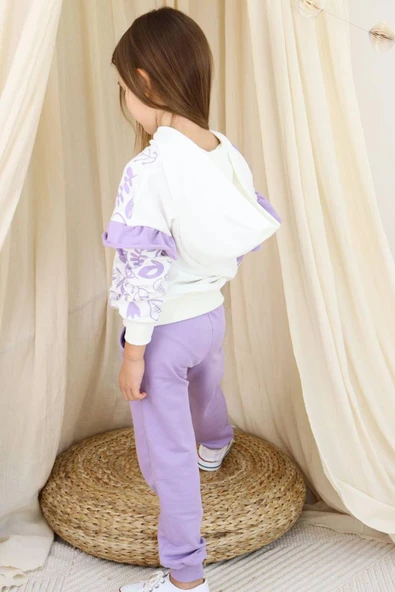 Kız Çocuk Kollarında Fırfır Detayı Üzerinde Yaprak Baskılı Kapüşonlu Lila Eşofman Takım - Resim 2