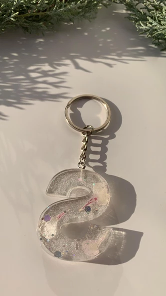 S Harfi Şeffaf Epoksi Simli Glitterli Ortanca Çiçeği Yapraklı Gümüş Aksesuarlı Anahtarlık El Yapımı - Resim 3