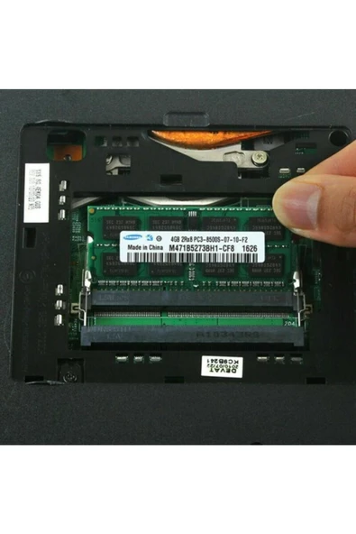 Samsung M471b5273bh1-cf8 4gb 2rx8 Pc3-8500s-07-10-f2 1066mhz Ddr3 Notebook Ram - 4
