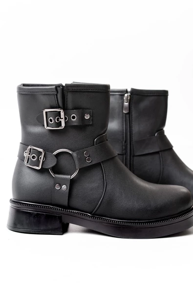 Siyah Toka Aksesuarlı Fermuarlı Günlük Kadın Bot - 4