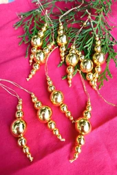 10 Adet Parlayan Gold Boncuklu Yılbaşı Ağaç Süsü  - Mini Süs - 4