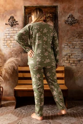 Nisanca Büyük Beden Peluş Polar Pijama Takımı- Kışlık Büyük Beden Kadın Pijama - 11