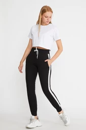 Yanları Şeritli Cepli Pantolon Eşofman Altı 8923 - 2