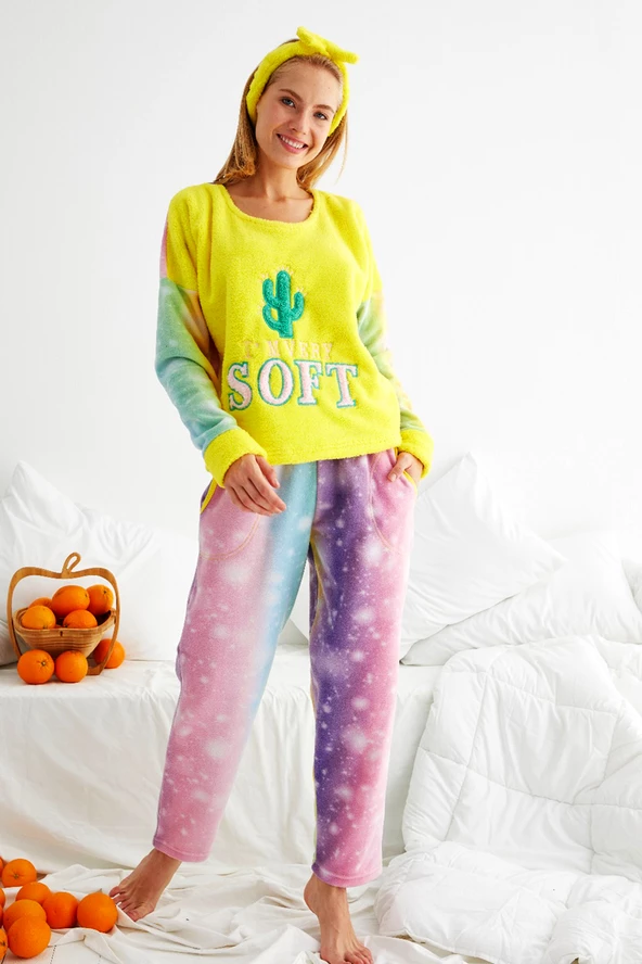 Nisanca Kışlık Polar Yılbaşı Kadın Pijama Takımı- Saç Bandı Hediyeli - 11