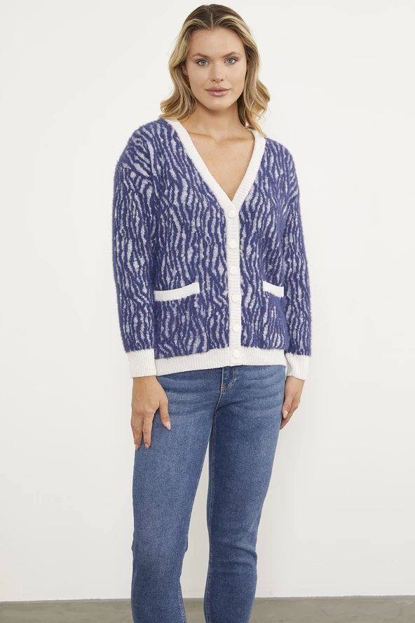 Renk Kombinli Yumoş Triko Hırka - Beyaz - Resim 4